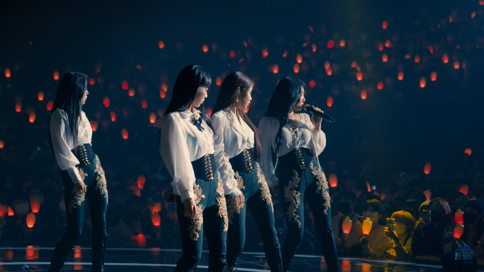 ‘’1, 2, 3, Eoi!’’ Join the new powerhouses of K-pop as they embark on their first world tour in the highly anticipated film MAMAMOO: MY CON THE MOVIE.   Idols Solar, Moon Byul, Whee In, and Hwa Sa invite you on their special and thrilling journey. Witness their captivating vocals and dynamic performances, then delve into their personal and heartfelt stories like never before, offering a rare glimpse behind the scenes.   Beginning with the MAMAMOO WORLD TOUR - SEOUL, the group's story unfolds. Don’t miss this unforgettable experience on the big screen with the musical phenomenon – MAMAMOO!